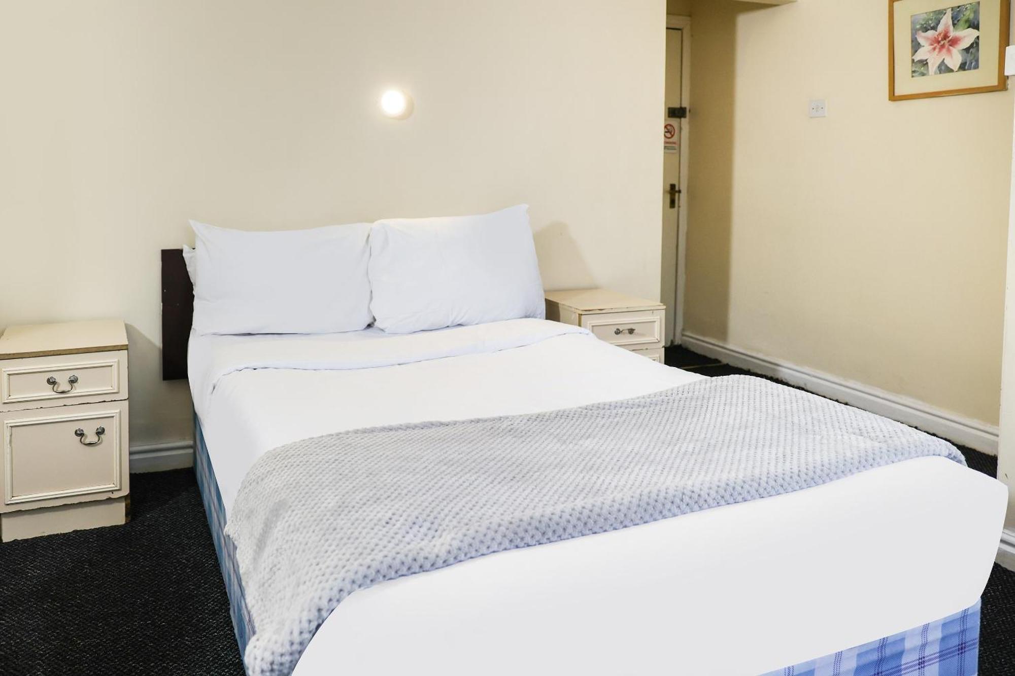 Hotel 346 Manchester Bagian luar foto